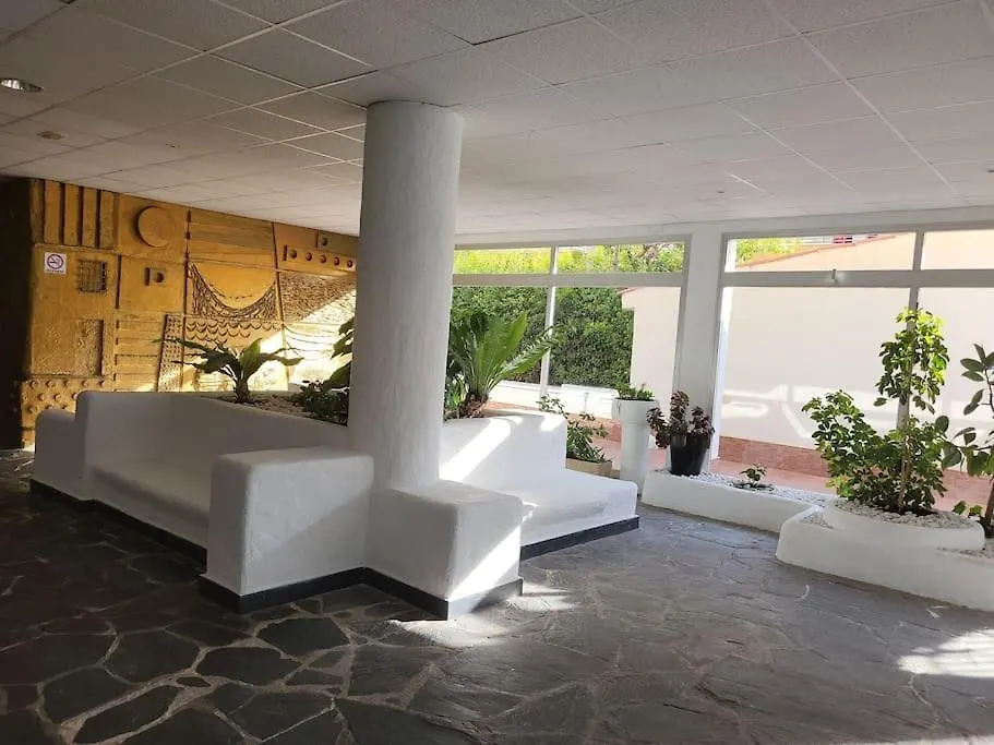 Apartment Superbe Apartement En Residence Avec Piscine Roses Spain
