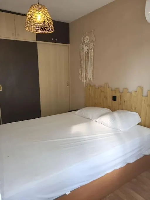 Superbe Apartement En Residence Avec Piscine Roses